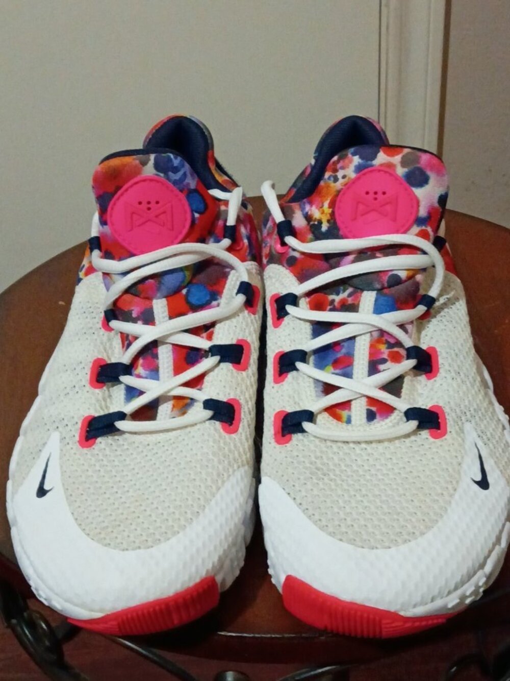 Nike PG 4 Shoes Women Size 11 White Multicolor Tie Dye CZ0596-101 Basketball - Picture 4 of 14